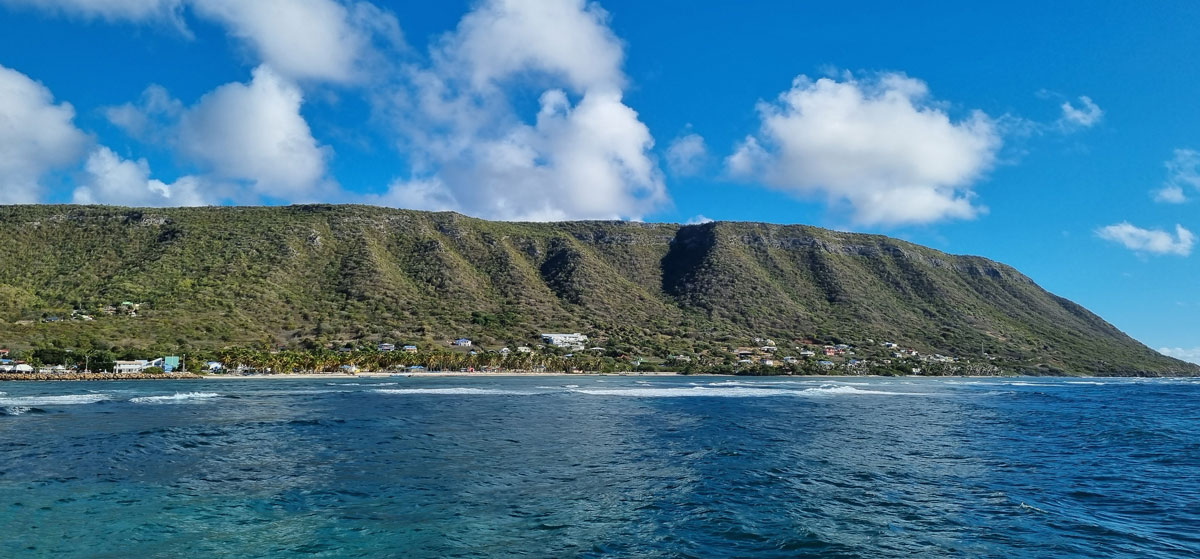 Guadeloupe voyager caraïbes antilles françaises France île de La Désirade voyager en guadeloupe martinique blog voyage itinéraires conseils plus beaux sites best of que voir ? que faire ? Le Souffleur plage lagon route des crêtes 