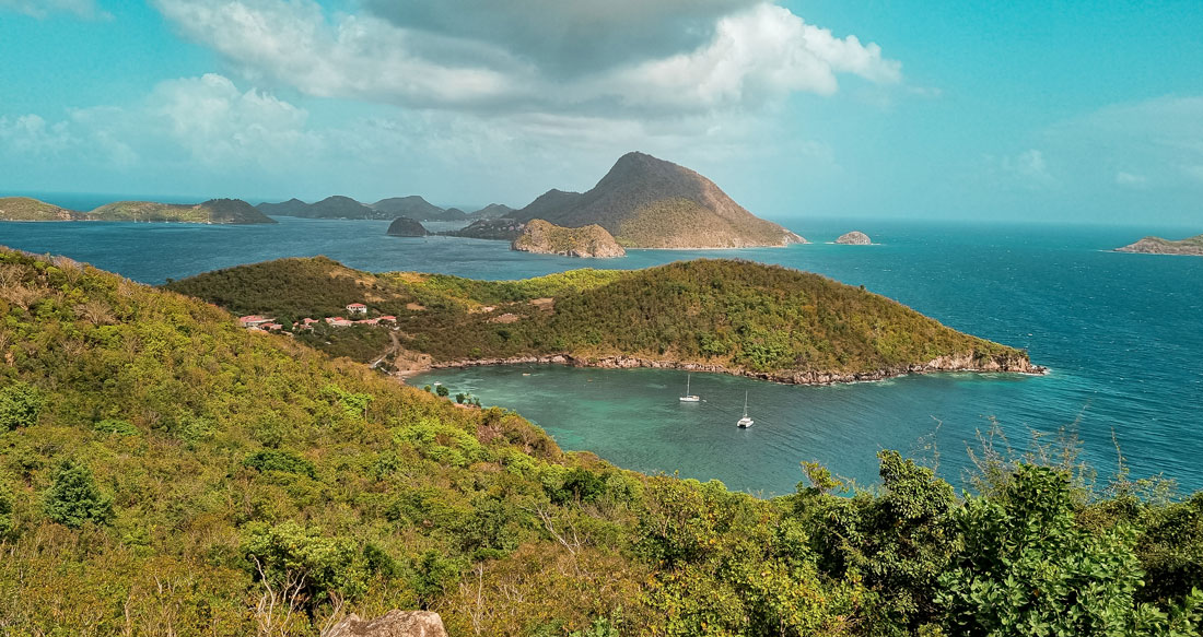 Guadeloupe les Saintes Terre de Haut Terre de Bas visiter les saintes voyage en guadeloupe que voir que faire aux Saintes ? les plus beaux sports des Saintes best off les saintes caraïbes marie-galante où loger aux saintes combien de temps rester aux saintes 