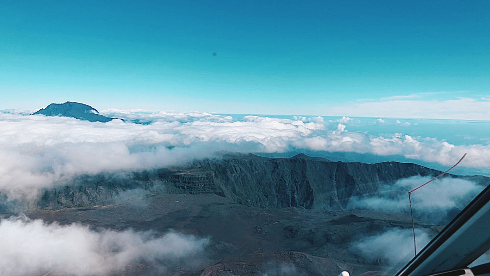 La réunion voyager à la réunion visiter la réunion que voir que faire à la réunion plus beaux spots saint-gilles les bains salines l’hermitage le piton de la fournaise volcan kélonia tortues marines nager avec les baleines faire de l’hélico hélico à la réunion hélilagon blog voyage blogueuse voyage océan indien