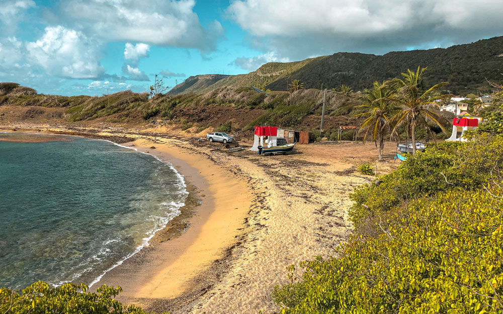 Guadeloupe voyager caraïbes antilles françaises France île de La Désirade voyager en guadeloupe martinique blog voyage itinéraires conseils plus beaux sites best of que voir ? que faire ? Baie Mahault