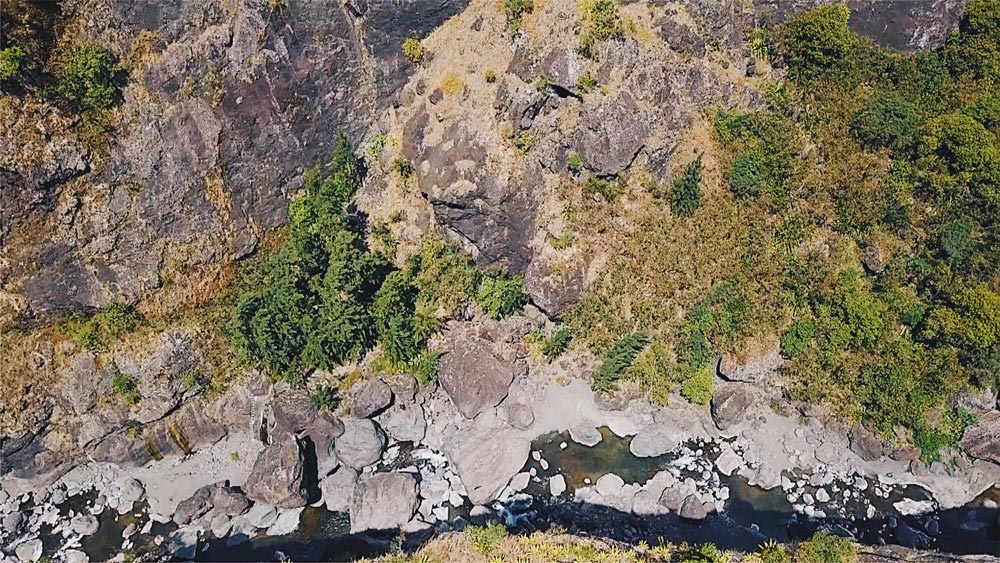 La réunion voyager à la réunion visiter la réunion que voir que faire à la réunion plus beaux spots cirque de mafate salazie cilaos randonner dans mafate randonner à la réunion marla col des bœufs roche plate fond de mafate ilet à malheur le maido Maïdo la nouvelle trois roches parking col des bœufs saint-gilles les bains le piton de la fournaise volcan kélonia tortues marines nager avec les baleines hélico à la réunion hélilagon blog voyage blogueuse voyage grand raid diagonale des fous